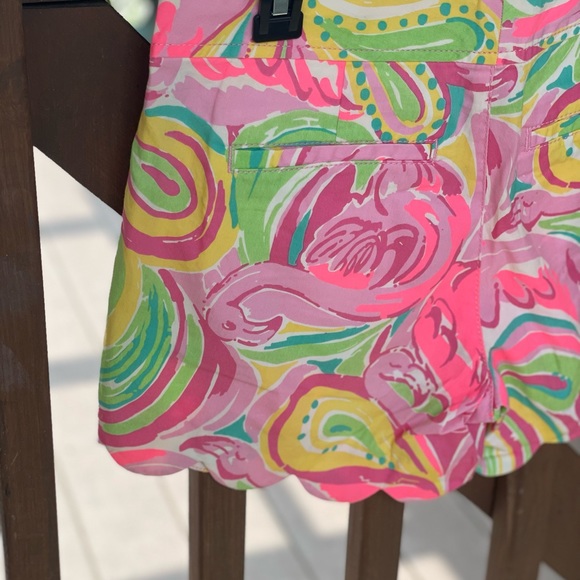 Lilly Pulitzer Buttercup shorts - Picture 6 of 6